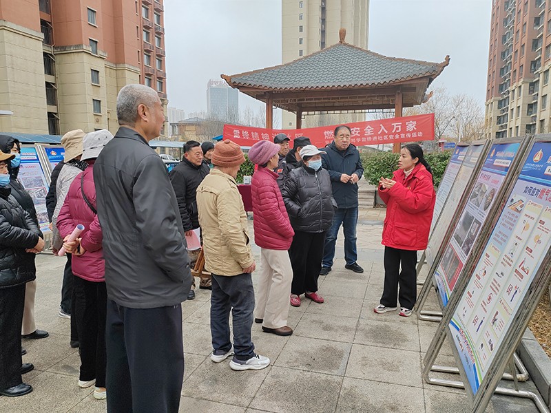 xue004.jpg xue004.jpg